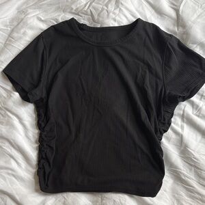 LULULEMON T-Shirt